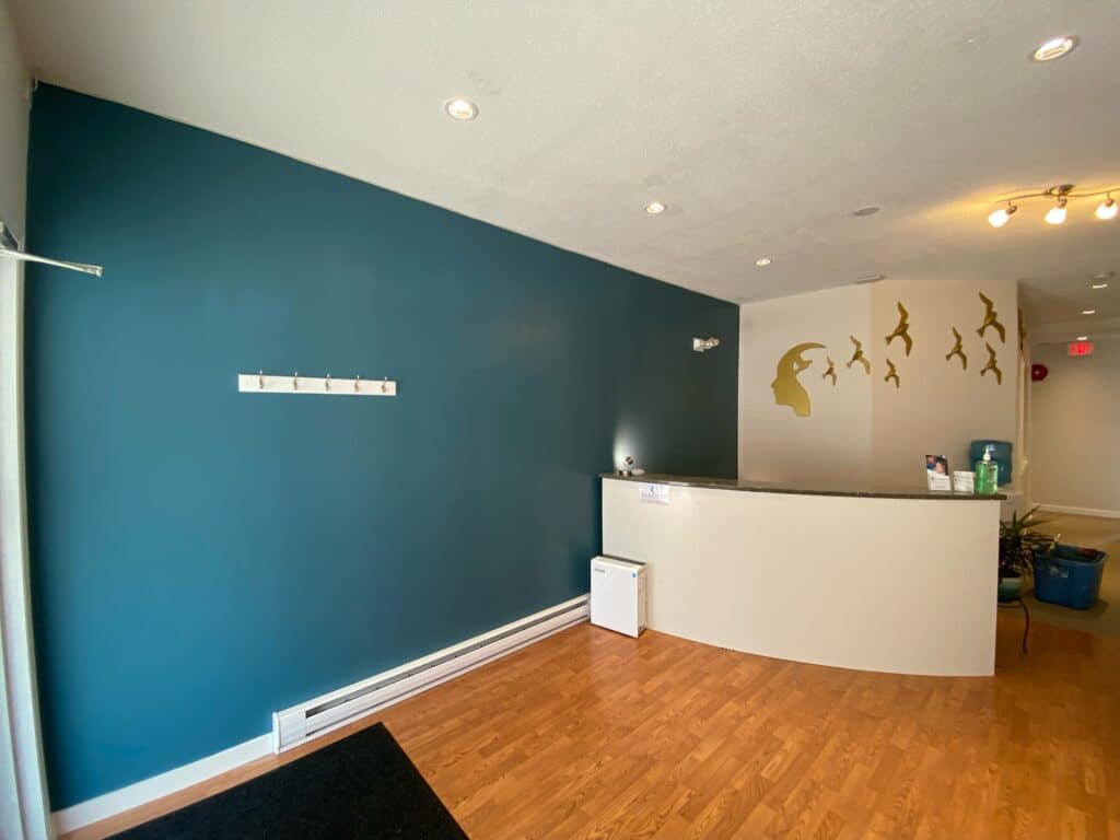 painting a feature wall